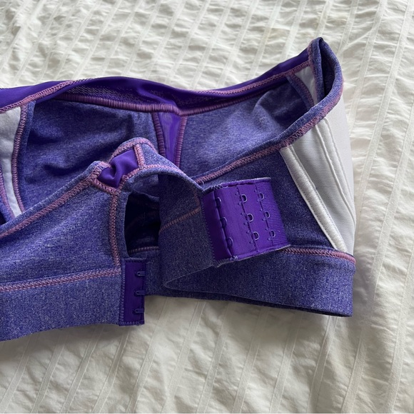 NWOT C9 by Champion High Support Wirefree Racerback Sports Bra, 36B - Picture 9 of 12